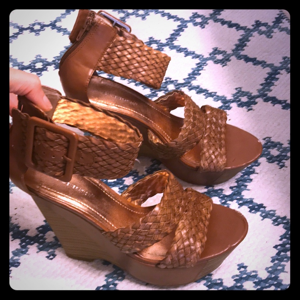 BCBG Wedge sandals Size 8